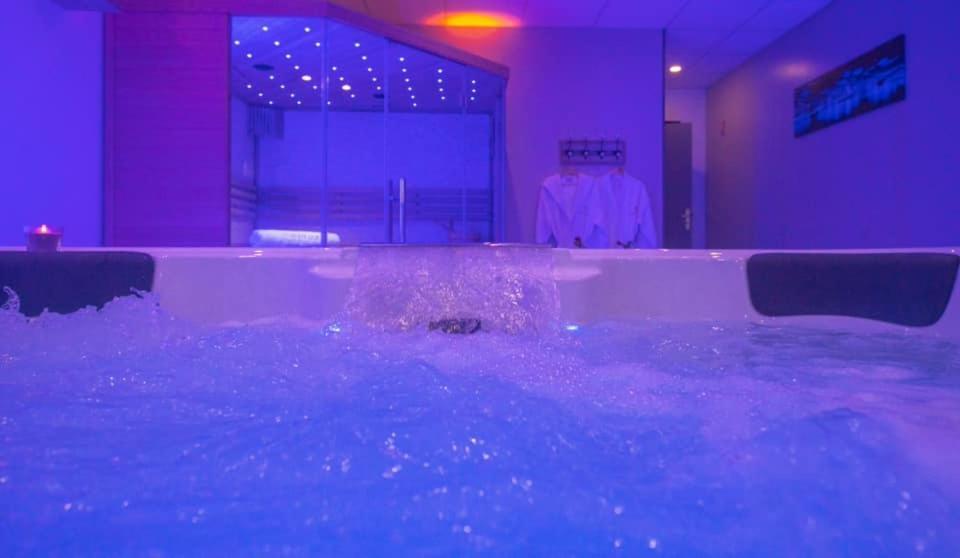 Loft Privatif Avec Jacuzzi Et Sauna Saint-Dizier Eksteriør billede